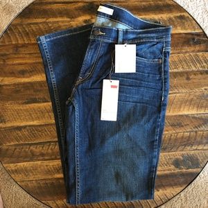 NWT Levi 524 Ultra Low Rise Straight Leg Jeans